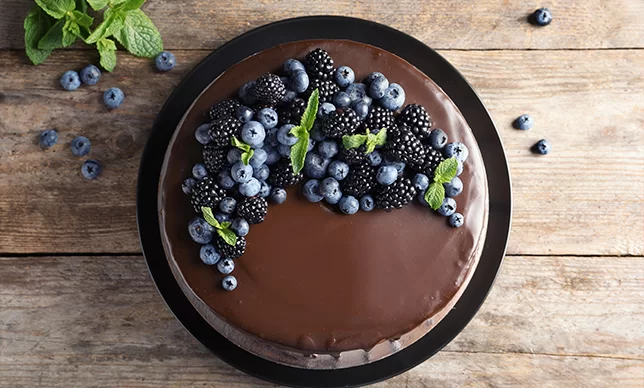 ¿Cómo hacer un pastel de chocolate casero irresistible?