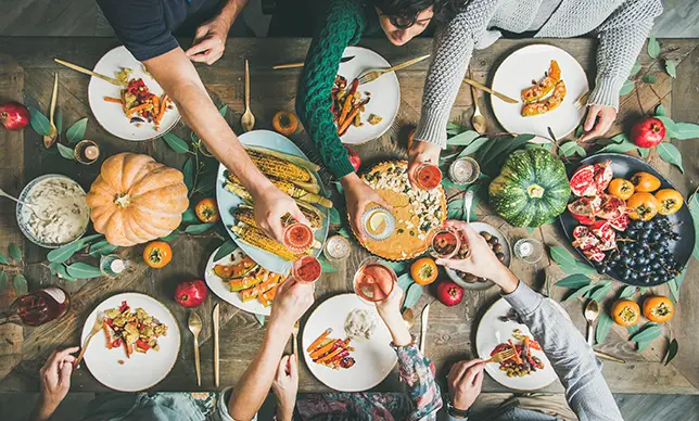 8 cosas que no pueden faltar en tu mesa en el Día de Acción de Gracias