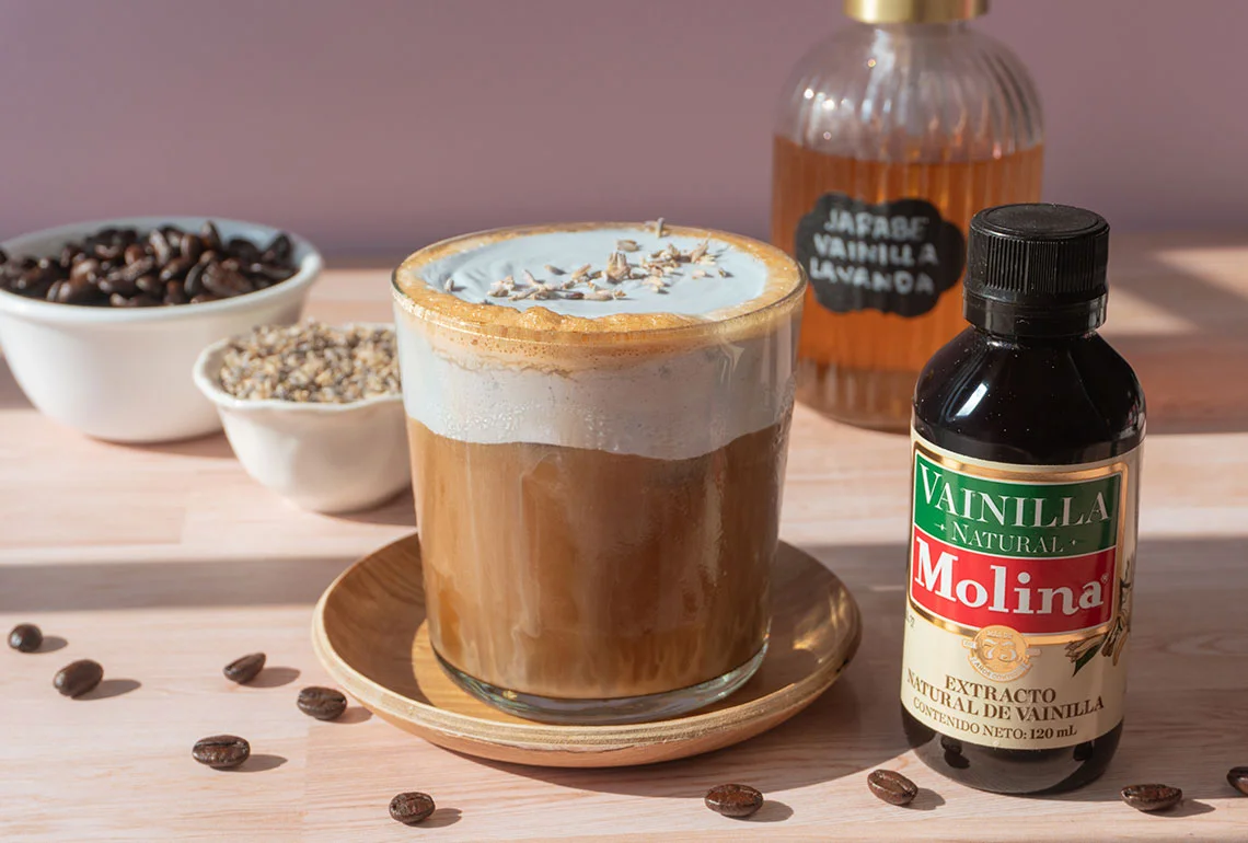 Café de vainilla y lavanda