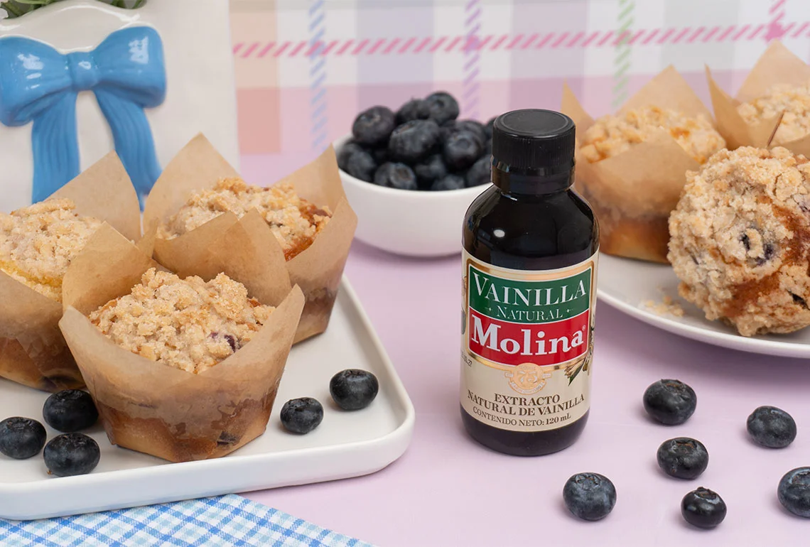 Muffins de arándanos con crumble de canela